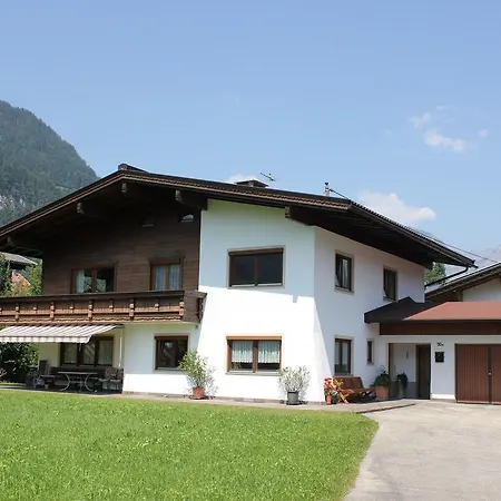 Vakantiehuis Holiday 3 *